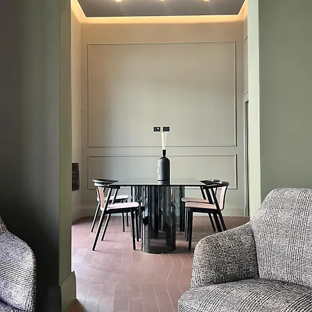 Palazzo Giusti - Exclusive Boutique מלון לצ'ה