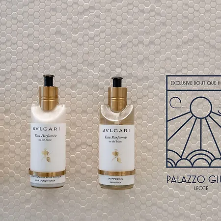מלון Palazzo Giusti - Exclusive Boutique לצ'ה