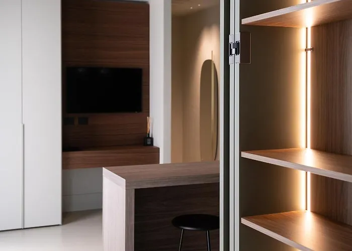 Palazzo Giusti - Exclusive Boutique 5* לצ'ה