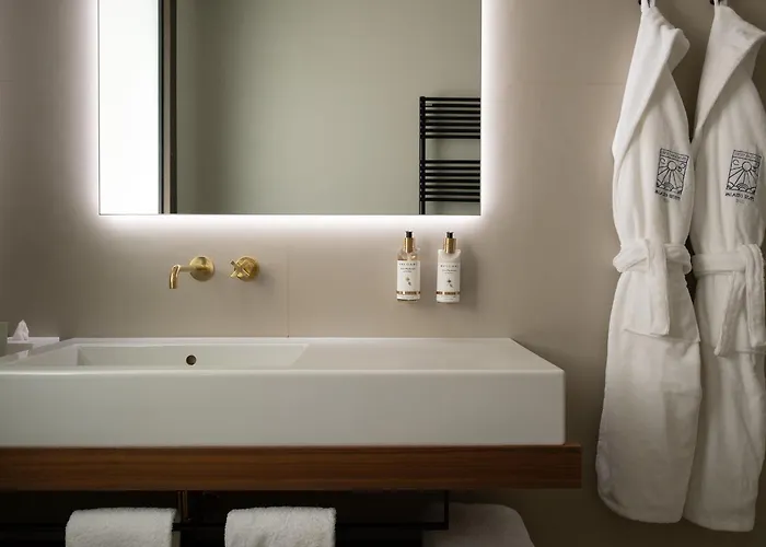 Palazzo Giusti - Exclusive Boutique 5* לצ'ה