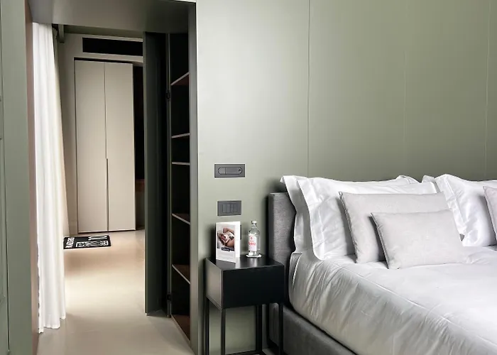 Palazzo Giusti - Exclusive Boutique מלון